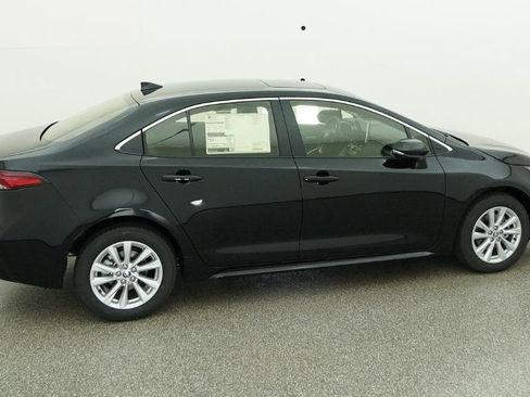 New 2026 Toyota Corolla XLE image 5