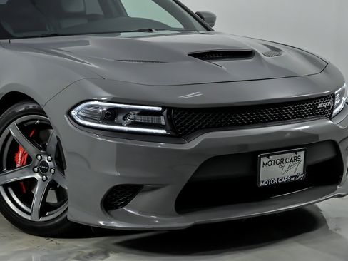 Used 2018 Dodge Charger SRT Hellcat w/ Harman/Kardon Audio Group image 3