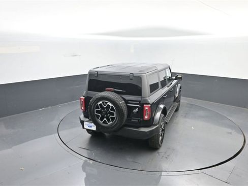 New 2025 Ford Bronco Outer Banks image 21