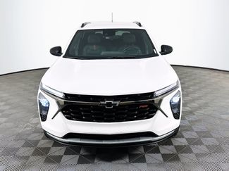Used 2024 Chevrolet Trax RS w/ Driver Confidence Package FWD video 2