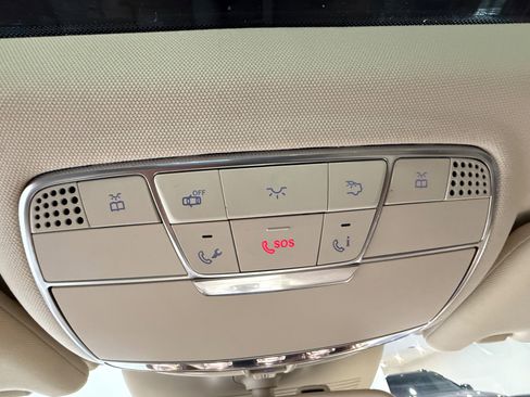 Used 2016 Mercedes-Benz S 550 4MATIC Sedan image 44