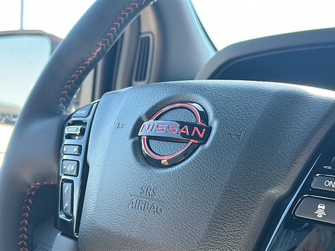 New 2026 Nissan Frontier PRO-4X w/ Pro-4x Convenience Package image 19