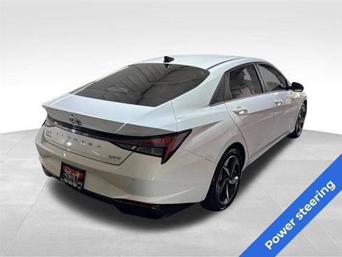 Used 2021 Hyundai Elantra Limited FWD image 5