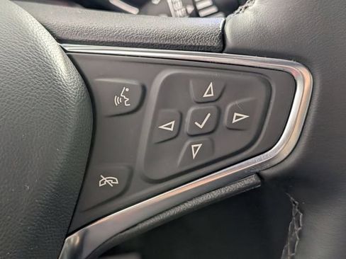 Used 2024 Chevrolet Equinox LT w/ LPO, Floor Liner Package FWD image 16