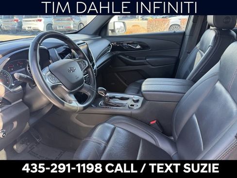 Used 2023 Chevrolet Traverse RS image 10