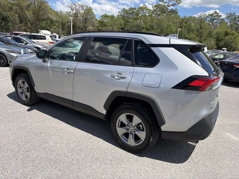 Certified 2025 Toyota RAV4 LE AWD/4WD image 4