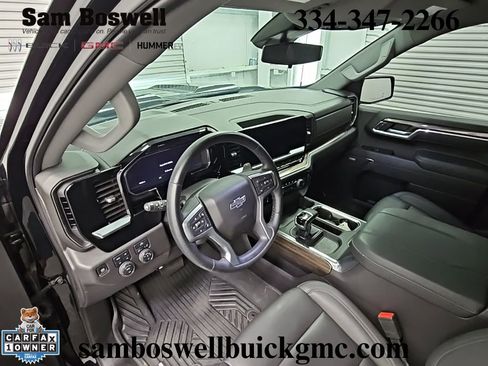 Used 2025 Chevrolet Silverado 1500 LT Trail Boss w/ Convenience Package II AWD/4WD image 11