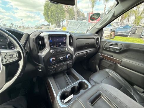 Used 2019 GMC Sierra 1500 SLT w/ SLT Premium Plus Package AWD/4WD image 11