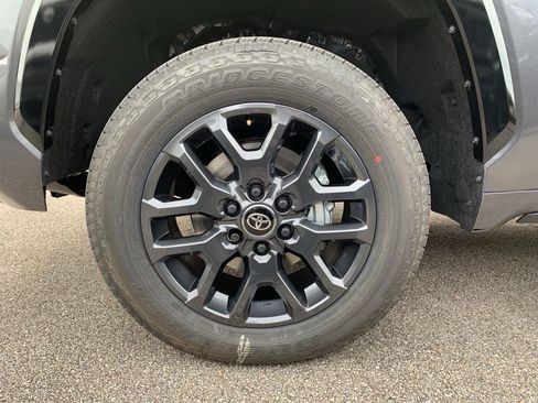 New 2026 Toyota Tundra Platinum image 31