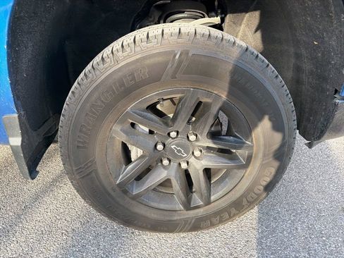 Used 2023 Chevrolet Silverado 1500 Custom Trail Boss image 13