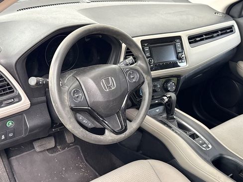 Used 2021 Honda HR-V LX image 11