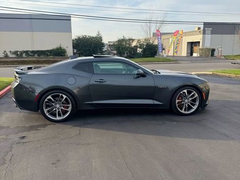 Used 2017 Chevrolet Camaro SS w/ 50th Anniversary Edition image 8