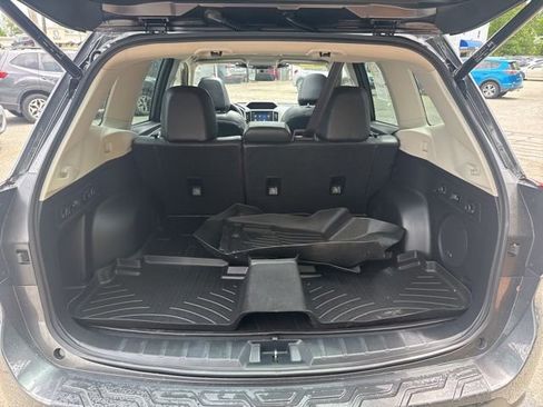 Used 2023 Subaru Forester Limited AWD/4WD image 11
