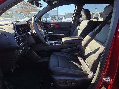 New 2026 Chevrolet Traverse Z71 w/ Enhanced Driving Package image 10