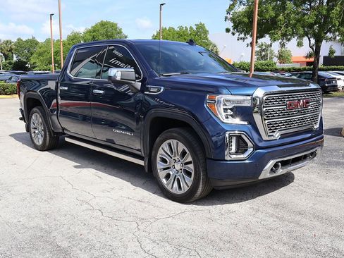 Used 2021 GMC Sierra 1500 Denali w/ Denali Ultimate Package AWD/4WD image 2