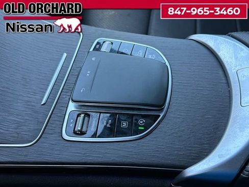 Used 2022 Mercedes-Benz GLC 300 4MATIC image 16