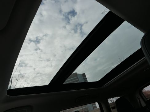 Certified 2025 INFINITI QX80 Pure image 32