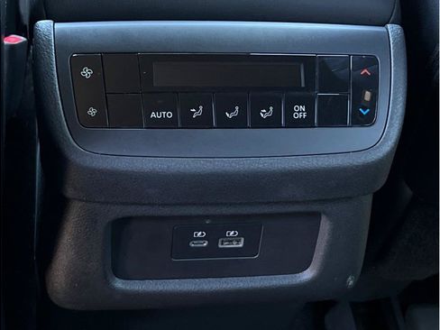 Used 2023 Nissan Pathfinder Rock Creek AWD/4WD image 11
