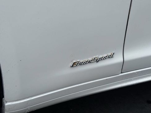 Used 2018 Maserati Quattroporte S GranSport image 9