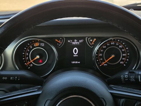Used 2020 Jeep Wrangler Unlimited Sport S AWD/4WD image 25
