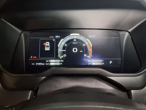 Used 2025 Toyota Tundra Platinum AWD/4WD image 27