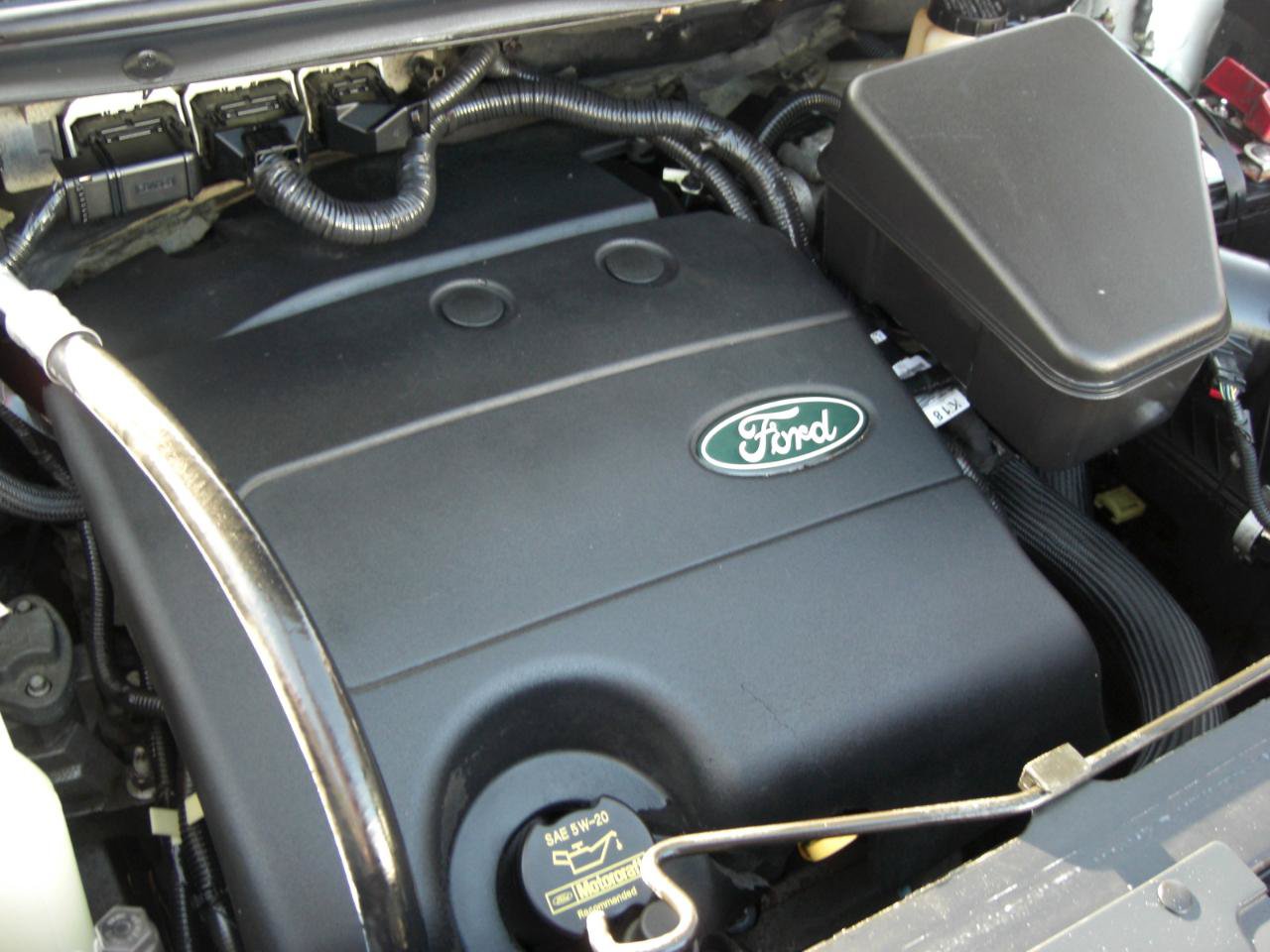Used 2013 Ford Edge SEL AWD/4WD image 20
