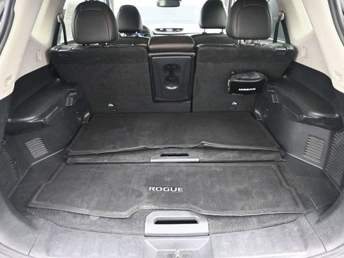 Used 2019 Nissan Rogue SL FWD image 11