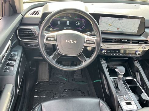 Used 2025 Kia Telluride S AWD/4WD image 25