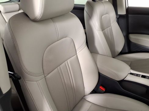 Used 2025 Honda HR-V EX-L image 10