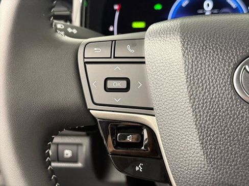 Certified 2026 Toyota Camry SE w/ Convenience Package FWD image 26