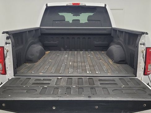 Used 2017 Ford F150 XLT RWD image 29