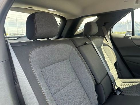 Used 2022 Chevrolet Equinox LT w/ LPO, Cargo Package AWD/4WD image 14