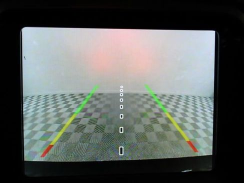 Used 2023 Jeep Renegade Latitude image 4