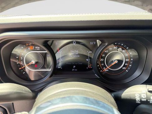 New 2026 Jeep Wrangler Unlimited Sahara AWD/4WD image 31