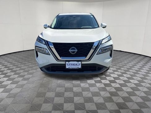 Used 2023 Nissan Rogue SV AWD/4WD image 2