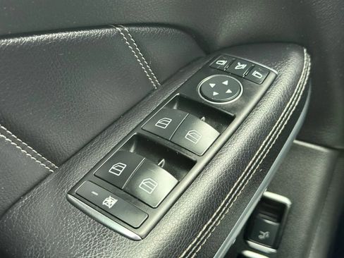 Used 2014 Mercedes-Benz GL 550 4MATIC image 41