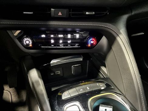 Used 2023 Buick Envision Preferred FWD image 14
