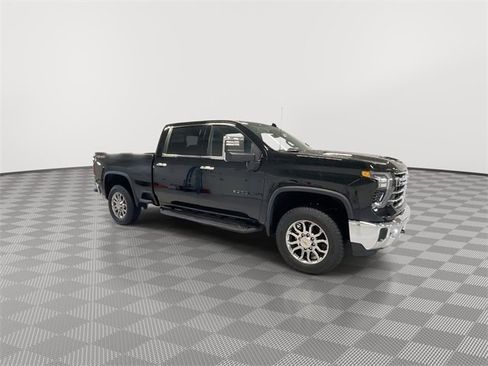 New 2026 Chevrolet Silverado 3500 LTZ w/ LTZ Convenience Package image 13