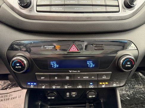 Used 2017 Hyundai Tucson Limited w/ Limited Ultimate Package 03 FWD image 11