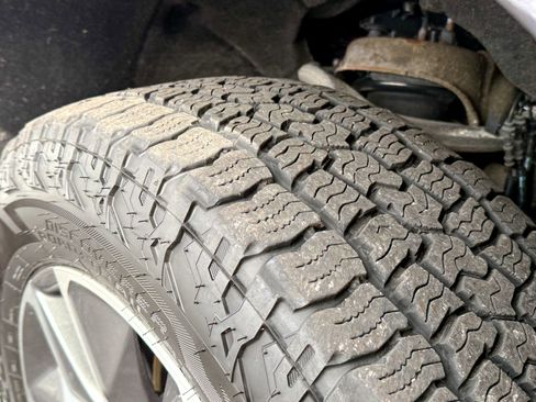 Used 2022 Chevrolet Silverado 1500 LT image 12