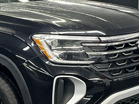 New 2026 Volkswagen Atlas Peak Edition image 44