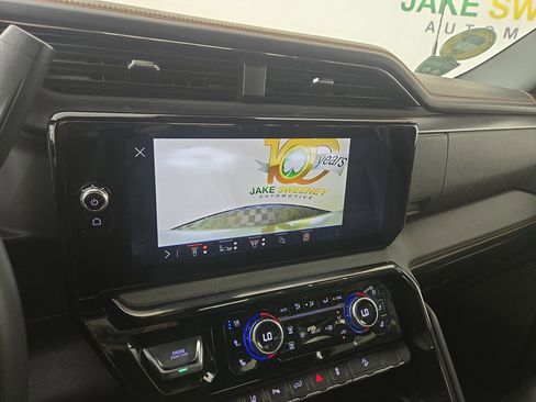 Certified 2024 GMC Sierra 2500 AT4 image 21