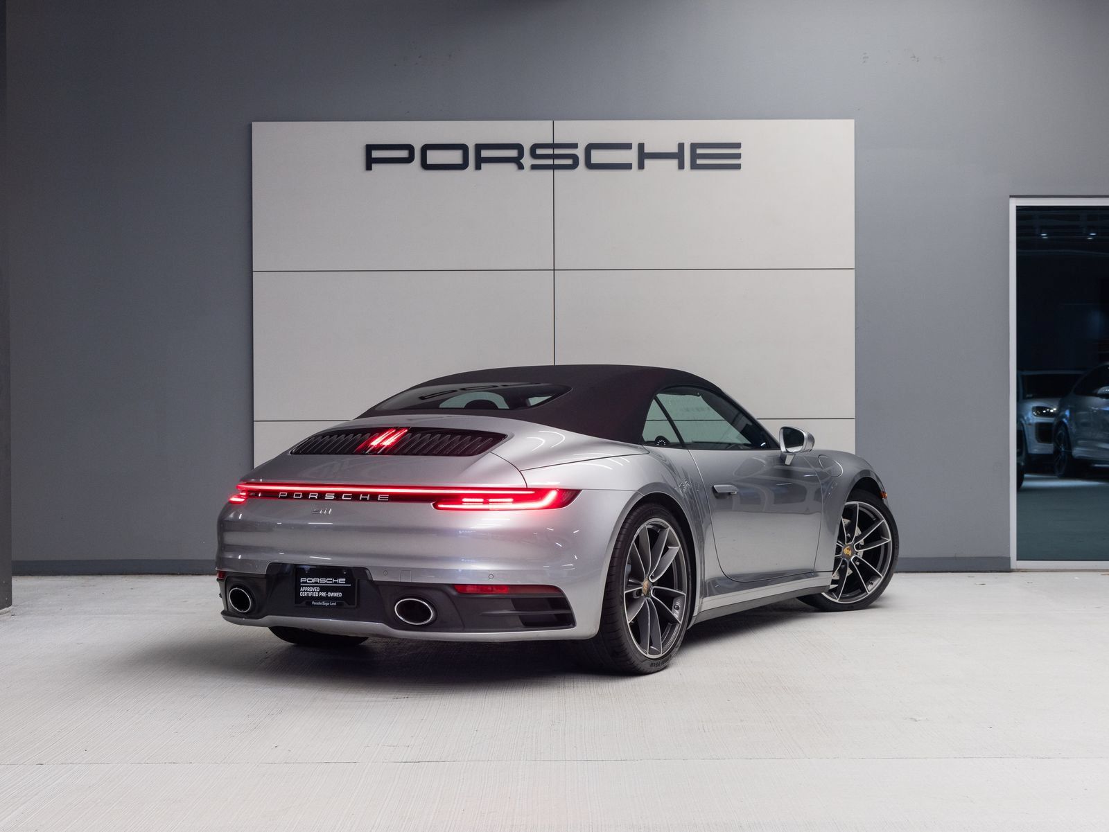 Certified 2021 Porsche 911 Carrera RWD image 7