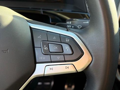 Used 2024 Volkswagen Atlas Peak Edition SE image 20