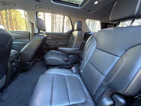 Used 2019 Chevrolet Traverse Premier w/ Driver Confidence II Package image 14