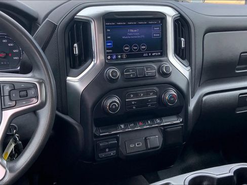 Used 2021 Chevrolet Silverado 2500 LT w/ Z71 Off-Road Package image 7