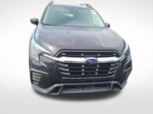 Used 2024 Subaru Ascent Premium w/ Convenience Package image 4