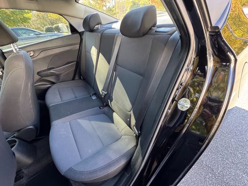 Used 2020 Hyundai Accent SE image 40