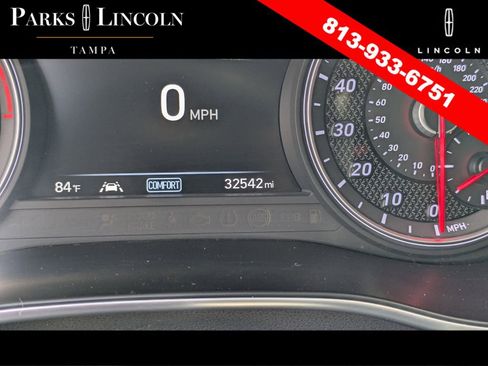 Used 2019 Genesis G70 2.0T Advanced RWD image 30