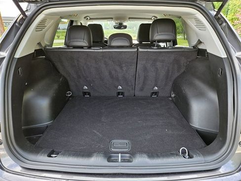 Used 2022 Jeep Compass Trailhawk image 13